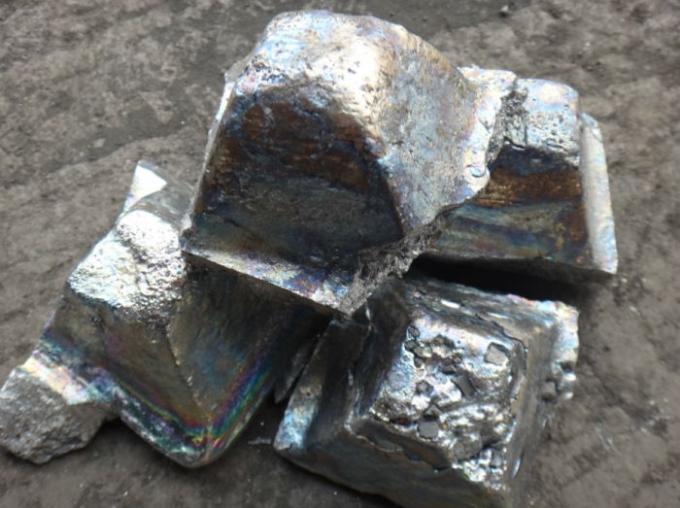 inóculo ferro de FeSiAl do alumínio do silicone de 10-100mm para a fábrica de aço