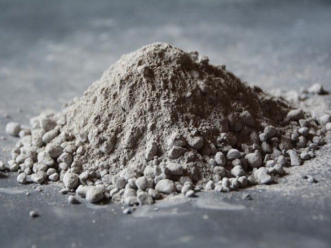 Castable resistente aos ácidos de alta temperatura
