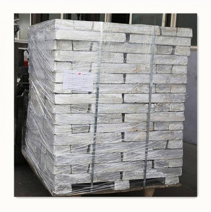 Os lingotes puros do magnésio prateiam o lingote branco 99,95% do magnésio da pureza alta