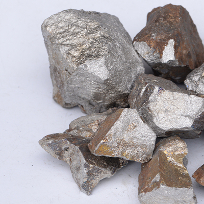 Os feto ligam o bloco do titânio do ferro do metal de Ferrotitanium 70/forma da protuberância
