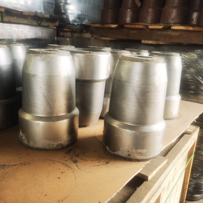 Os materiais refratários personalizados da concha abaixam a resistência de abrasão do bocal do coletor